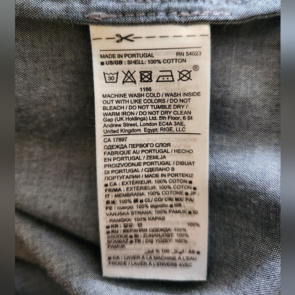Banana Republic Cotton 3/4 Bell Sleeve V-Neck Blouse -CHAMBRAY -SMALL - Picture 6 of 8